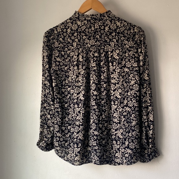 J.Crew XS Prairie Floral Drapey Button-Up Top - Picture 3 of 13